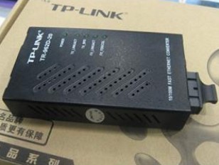 深入评测TP-LINK TR-962D 稳定可靠的10/100M SC单模光纤收发器